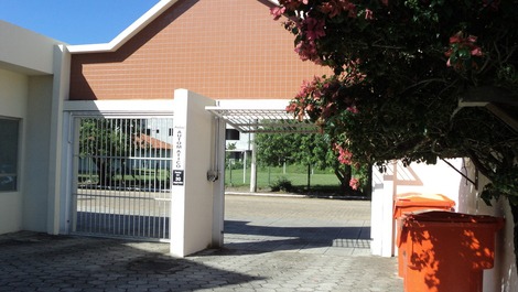 GUARITA / ENTRADA GARAGENS