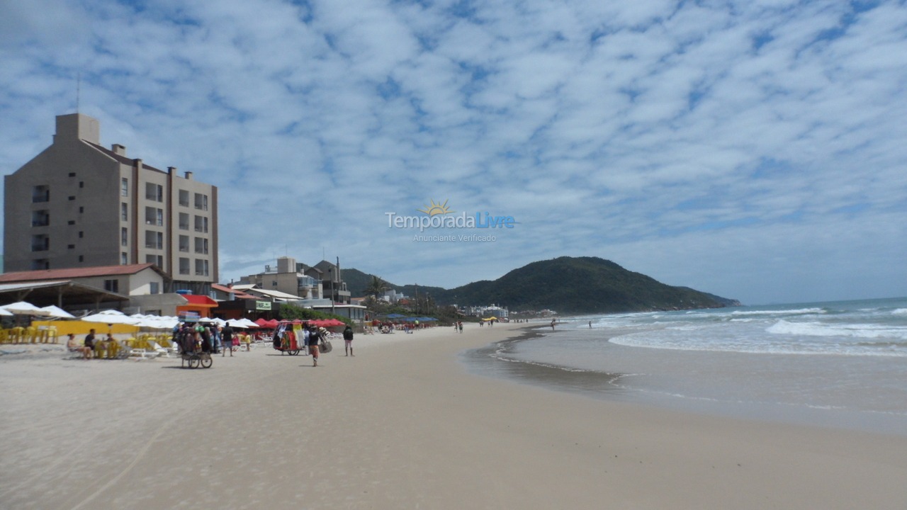 Casa para aluguel de temporada em Florianopolis (Praia dos Ingleses)