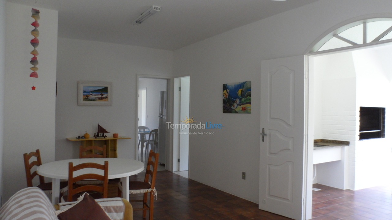 Casa para aluguel de temporada em Florianopolis (Praia dos Ingleses)