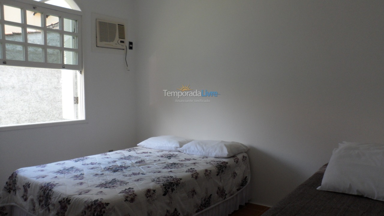 Casa para aluguel de temporada em Florianopolis (Praia dos Ingleses)