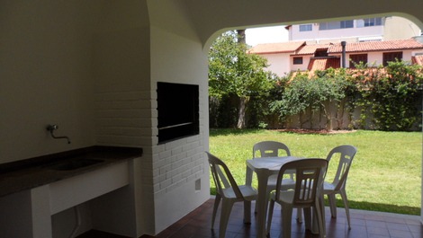 varanda com churrasqueira