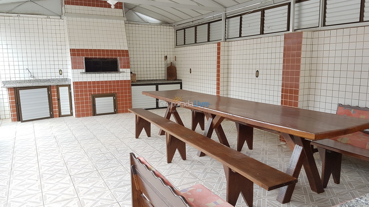 Apartamento para aluguel de temporada em Bombinhas (Praia de Bombinhas)