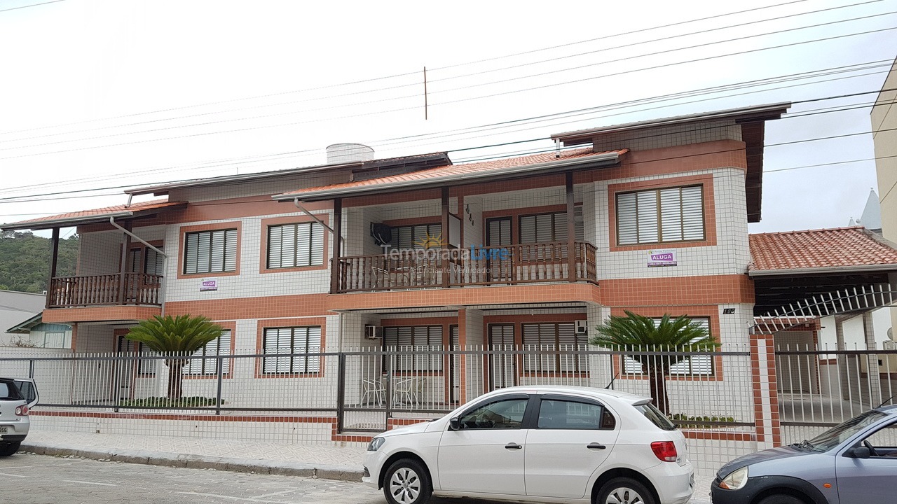 Apartamento para aluguel de temporada em Bombinhas (Praia de Bombinhas)