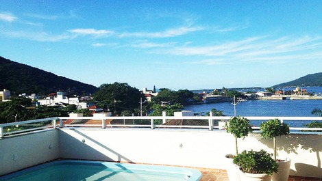 Duplex penthouse VISTA Lagoa da Conceição - SEASON RENTAL
