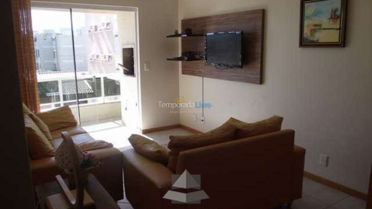 Casa para aluguel de temporada em Bombinhas (Praia de Bombas)