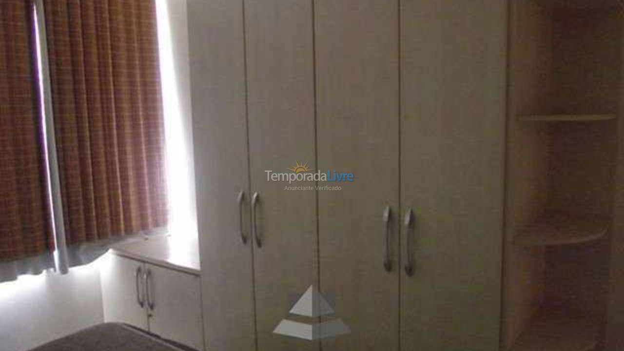 Casa para aluguel de temporada em Bombinhas (Praia de Bombas)