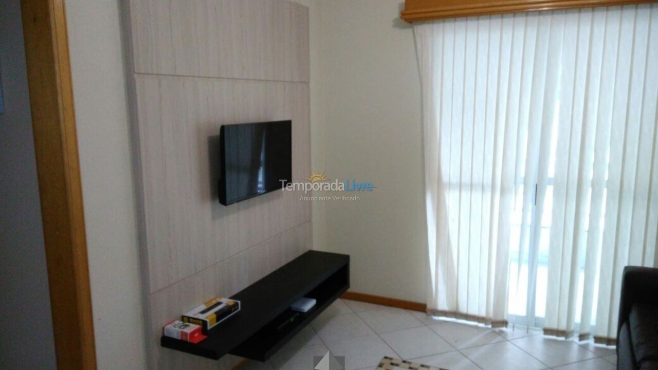 Casa para aluguel de temporada em Bombinhas (Praia de Bombas)