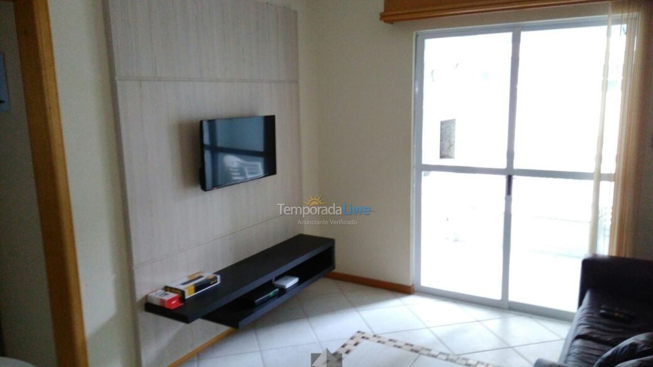 Casa para aluguel de temporada em Bombinhas (Praia de Bombas)