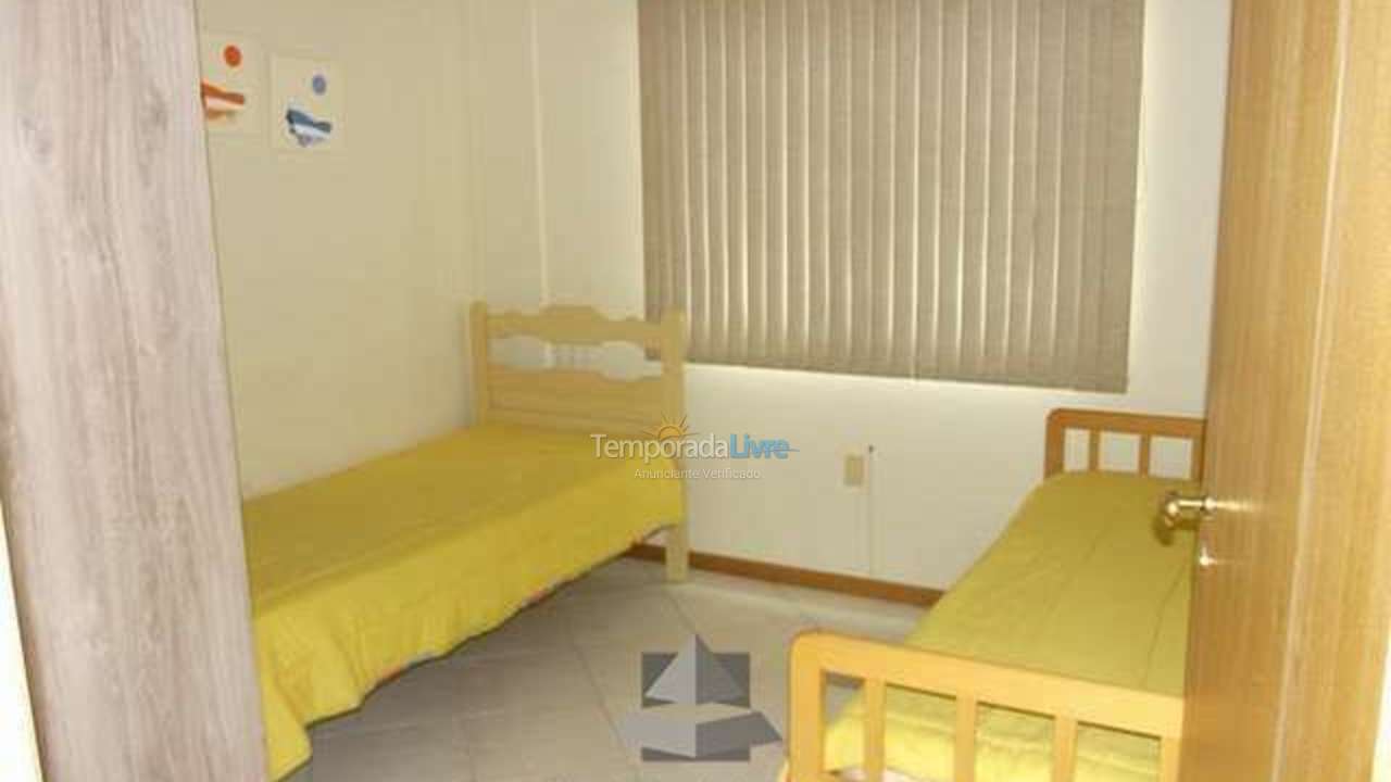 Casa para aluguel de temporada em Bombinhas (Praia de Bombas)