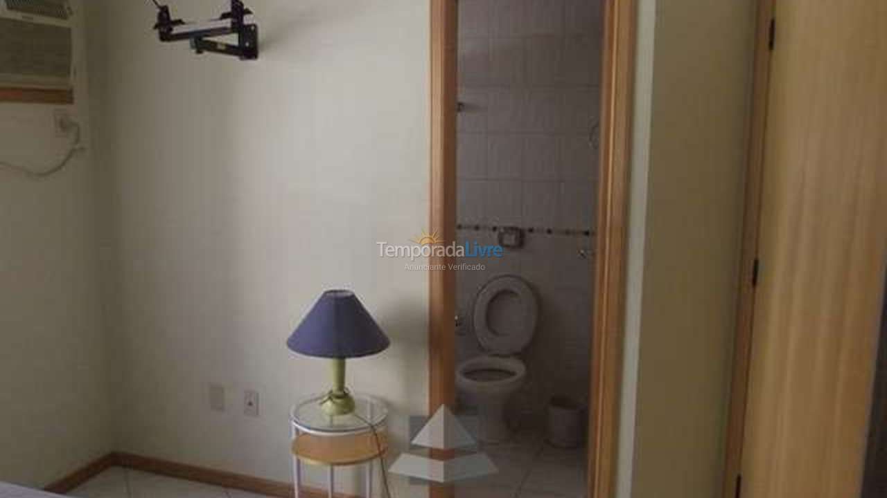 Casa para aluguel de temporada em Bombinhas (Praia de Bombas)