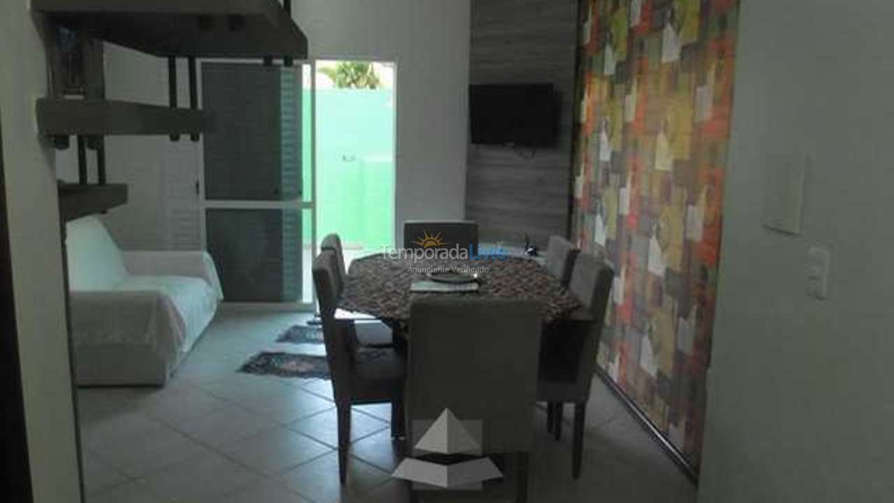 Casa para alquiler de vacaciones em Bombinhas (Praia de Bombas)