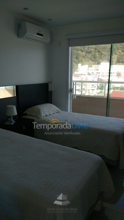 Apartment for vacation rental in Bombinhas (Praia de Bombas)