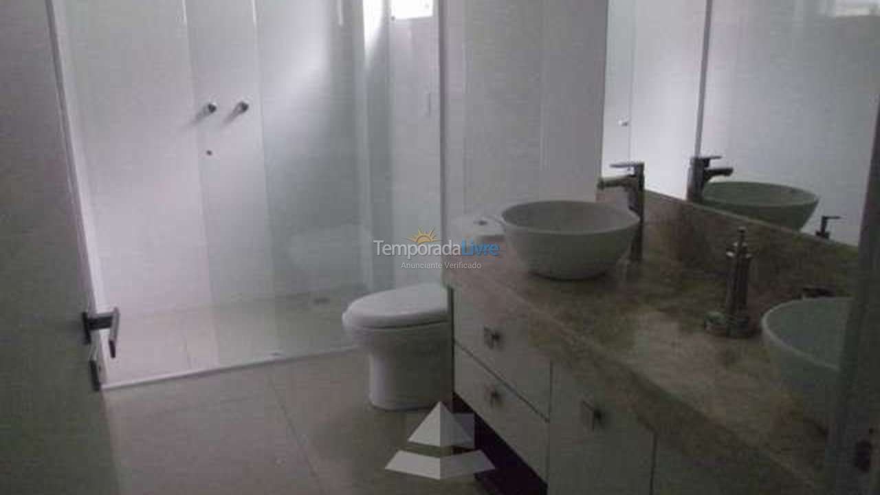 Casa para alquiler de vacaciones em Bombinhas (Praia de Bombas)