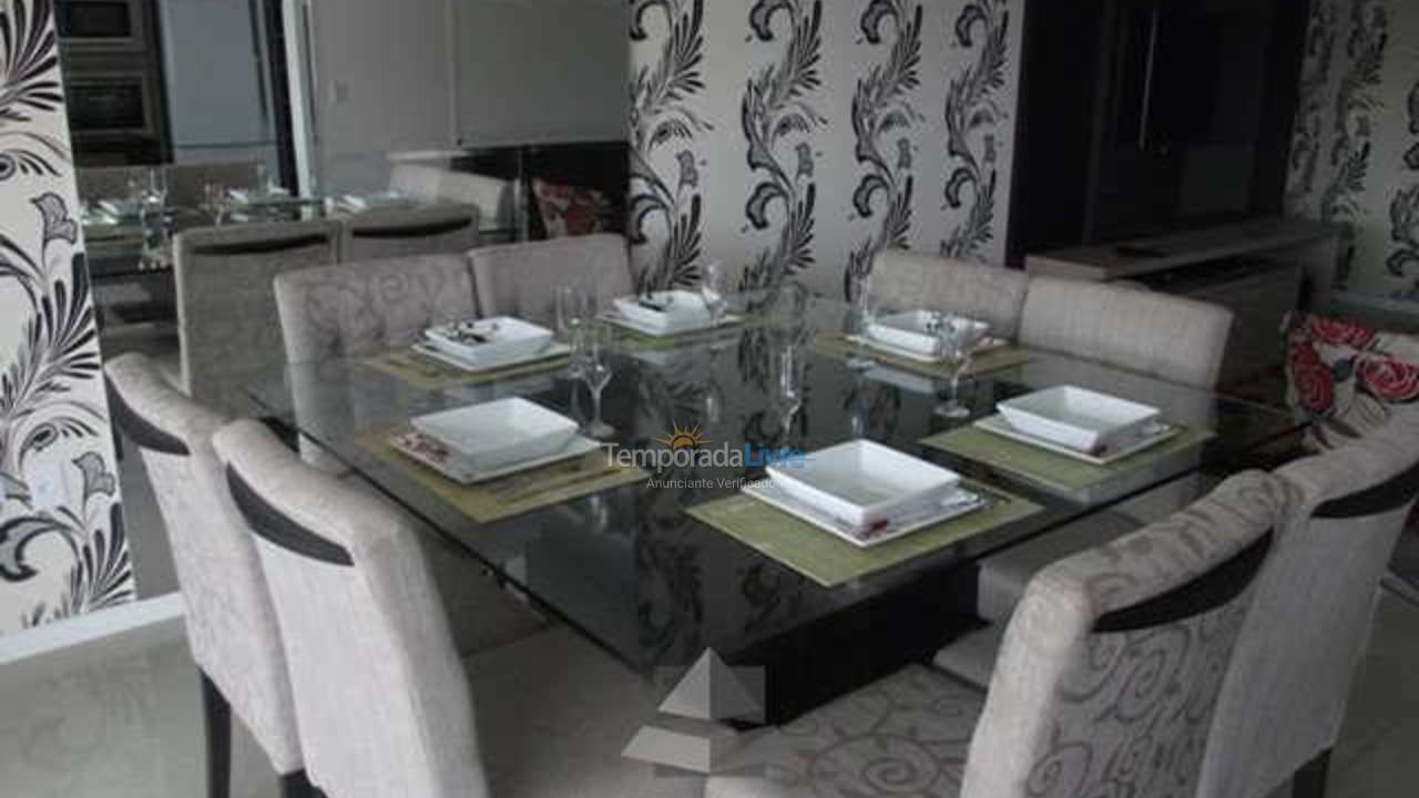 Casa para alquiler de vacaciones em Bombinhas (Praia de Bombas)