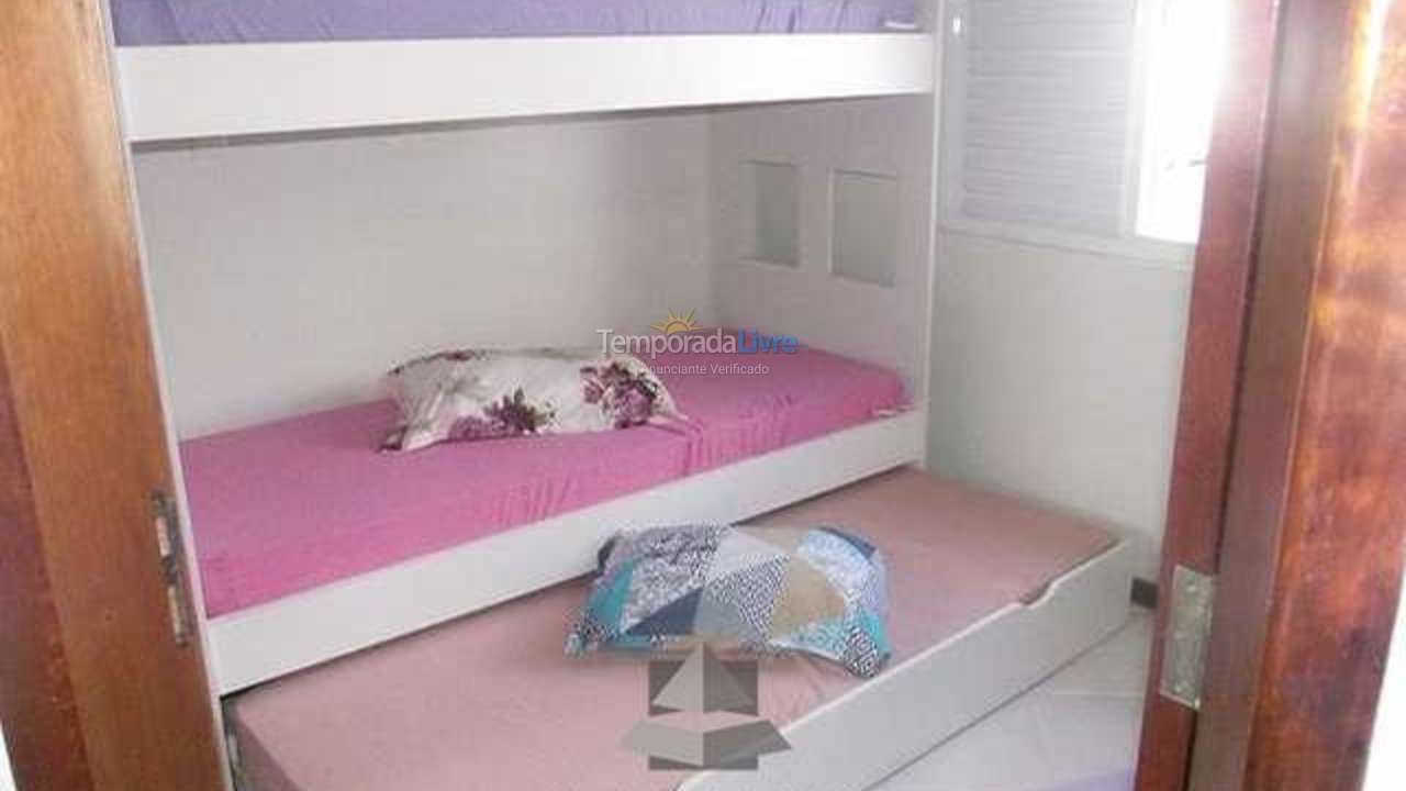 Casa para aluguel de temporada em Bombinhas (Praia de Bombas)