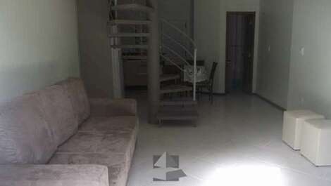 SOBRADO PARA LOCAÇÃO DE TEMPORADA