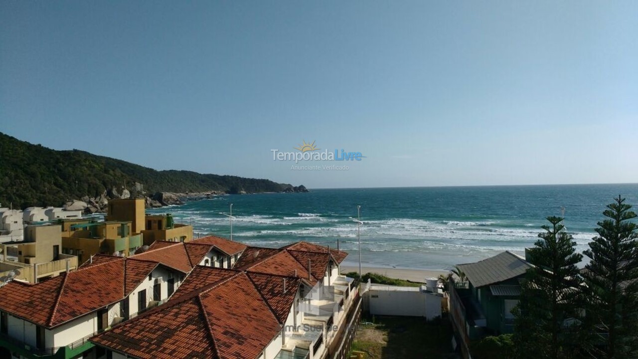 Apartment for vacation rental in Bombinhas (Praia de Bombas)