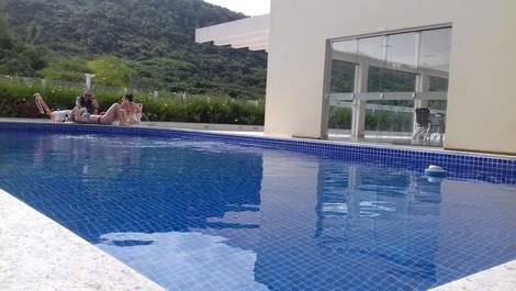 Apartamento para alugar em Florianopolis - Praia dos Ingleses