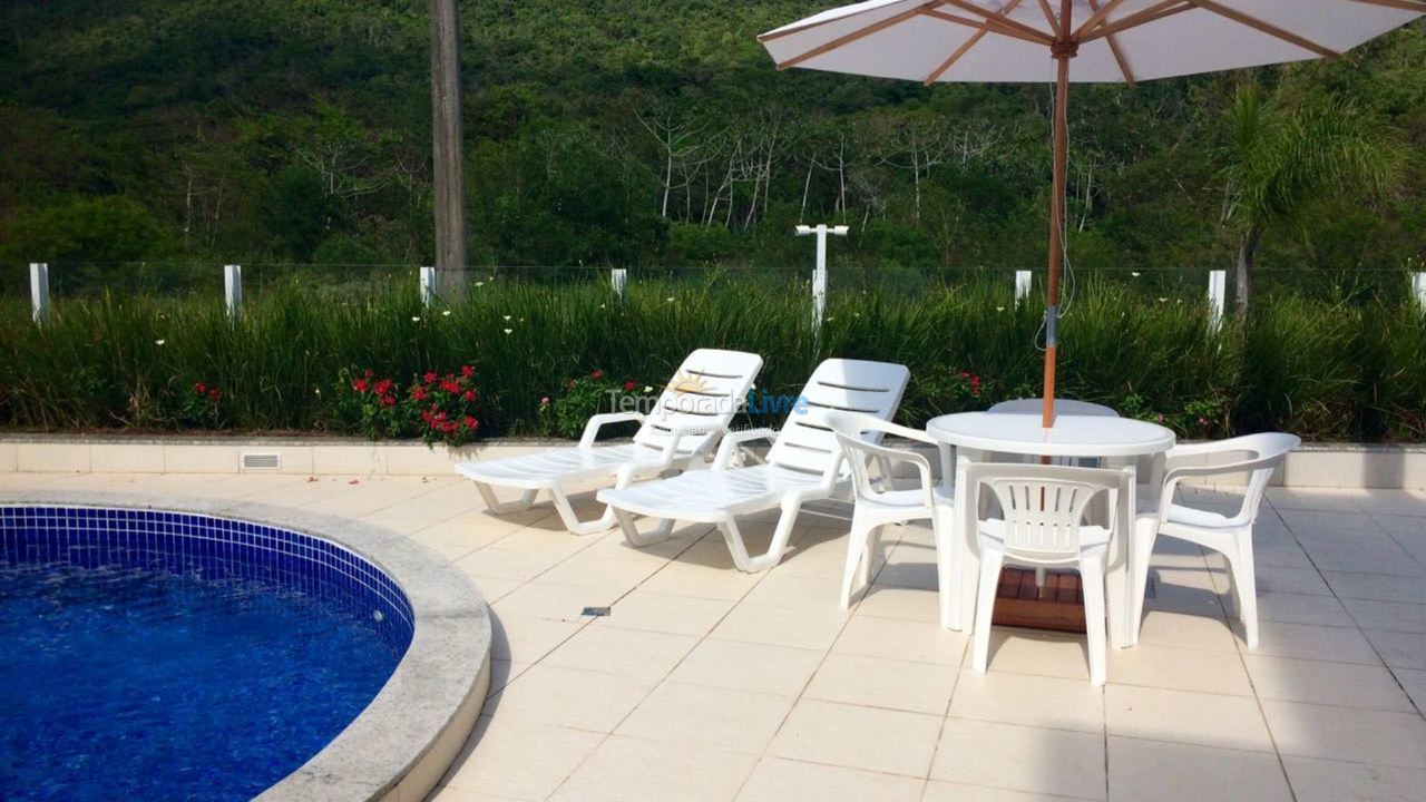 Apartamento para aluguel de temporada em Florianopolis (Praia dos Ingleses)