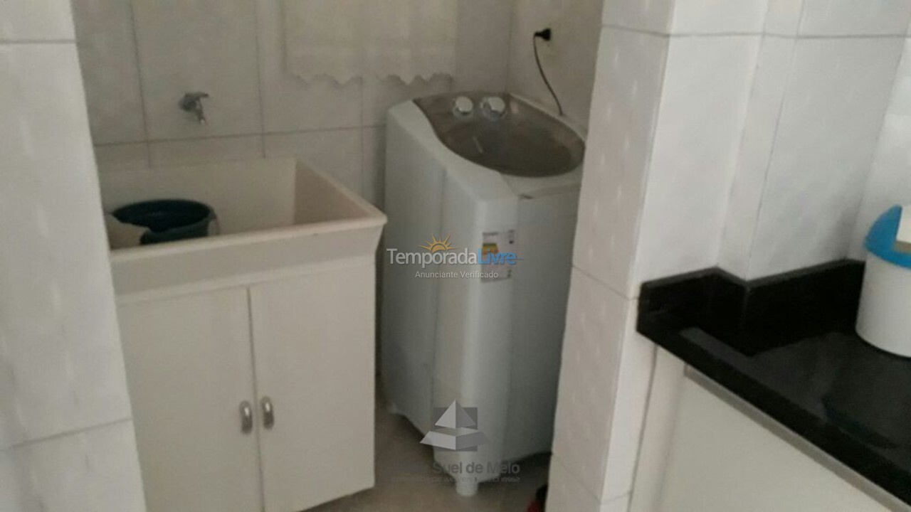 Casa para aluguel de temporada em Bombinhas (Praia de Bombas)