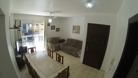 AP-221 40 metros desde el mar a 09 personas