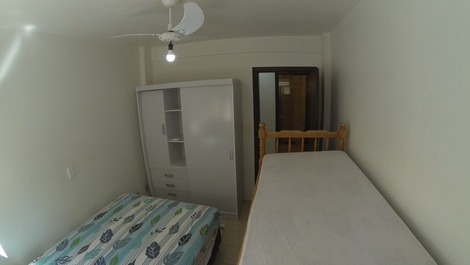 AP-221 40 metros desde el mar a 09 personas