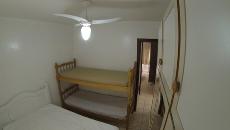 AP-221 40 metros desde el mar a 09 personas