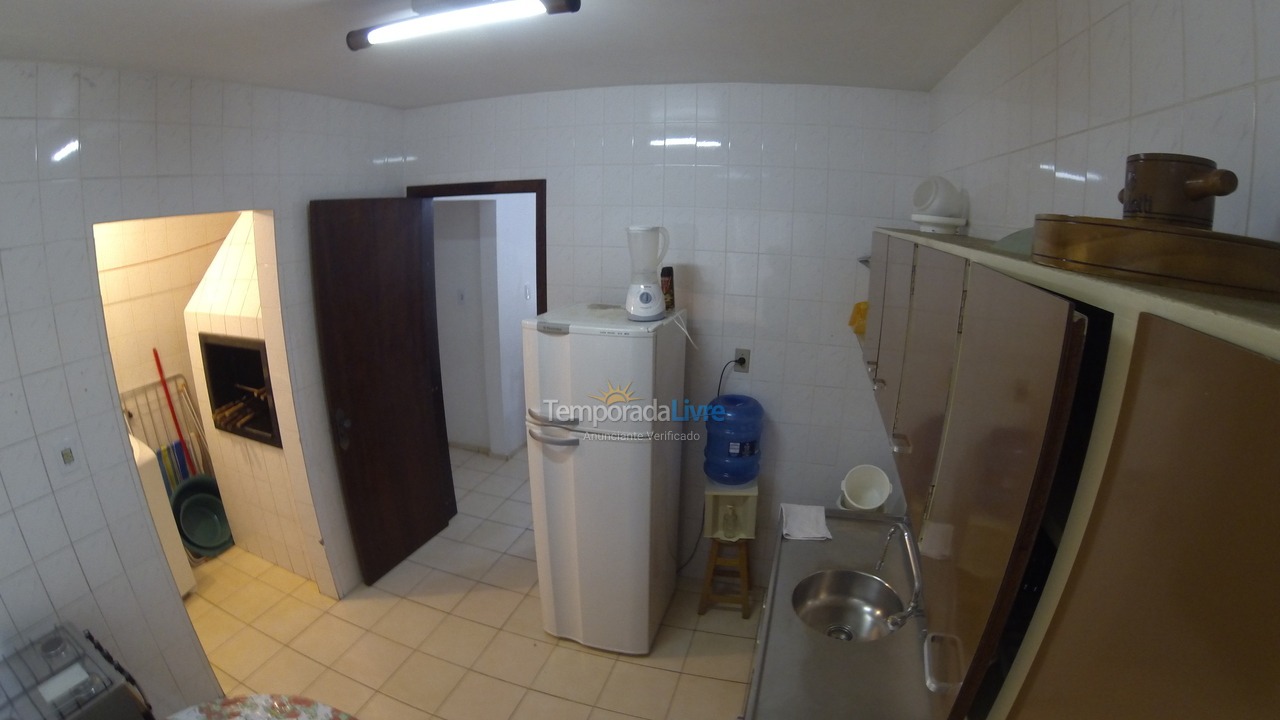 Apartamento para alquiler de vacaciones em Itapema (Meia Praia)