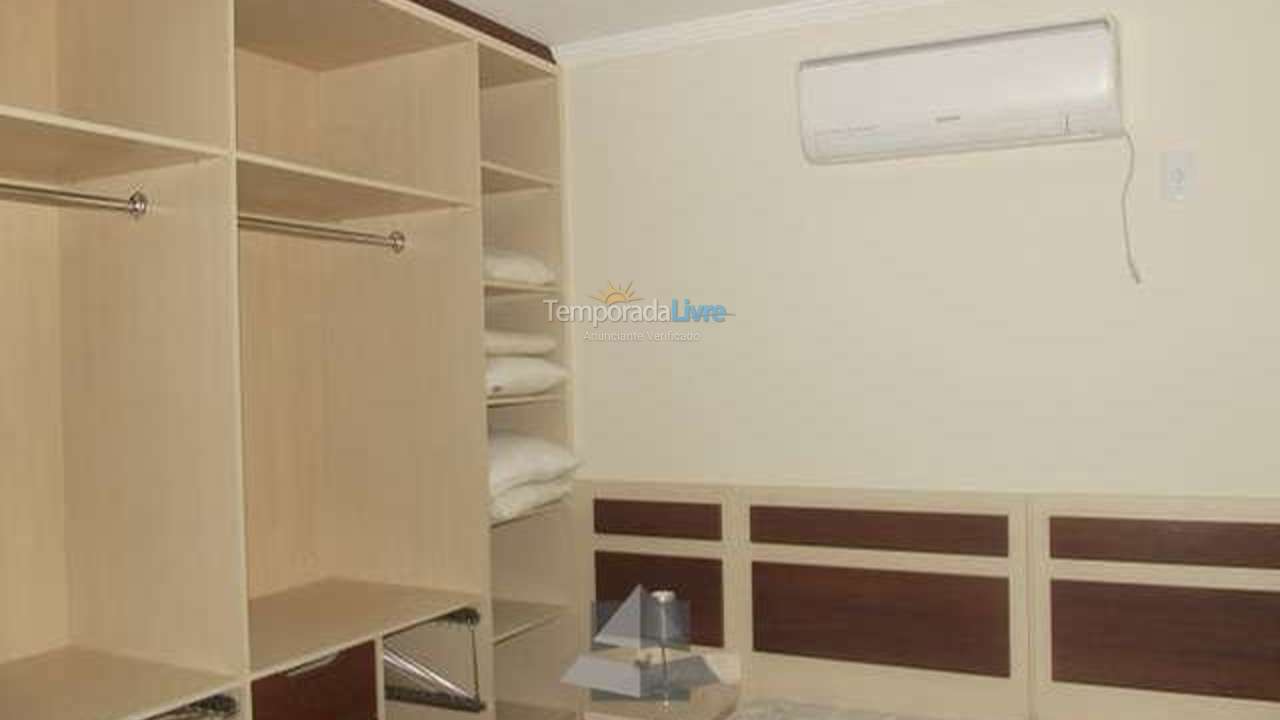 House for vacation rental in Bombinhas (Praia de Bombas)