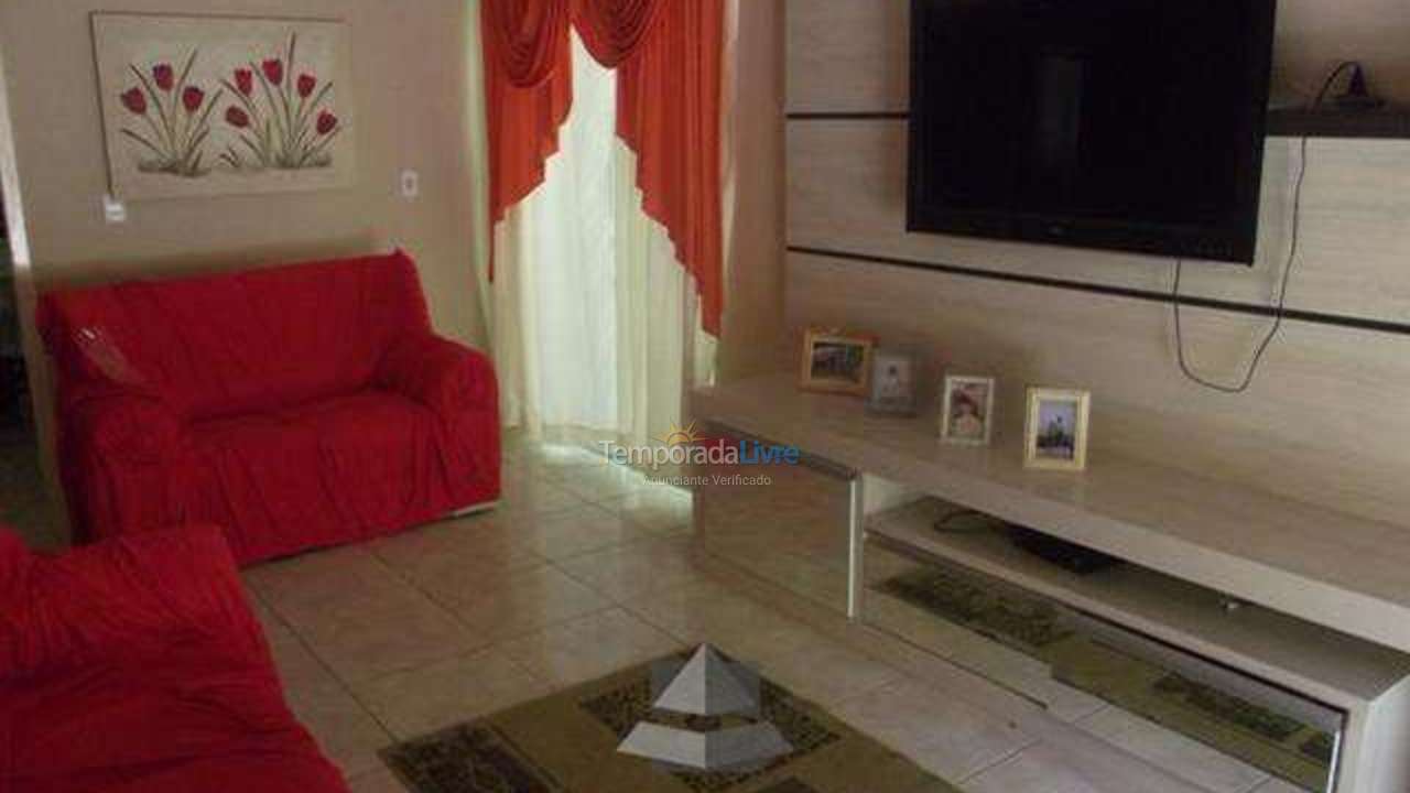 Casa para alquiler de vacaciones em Bombinhas (Praia de Bombas)