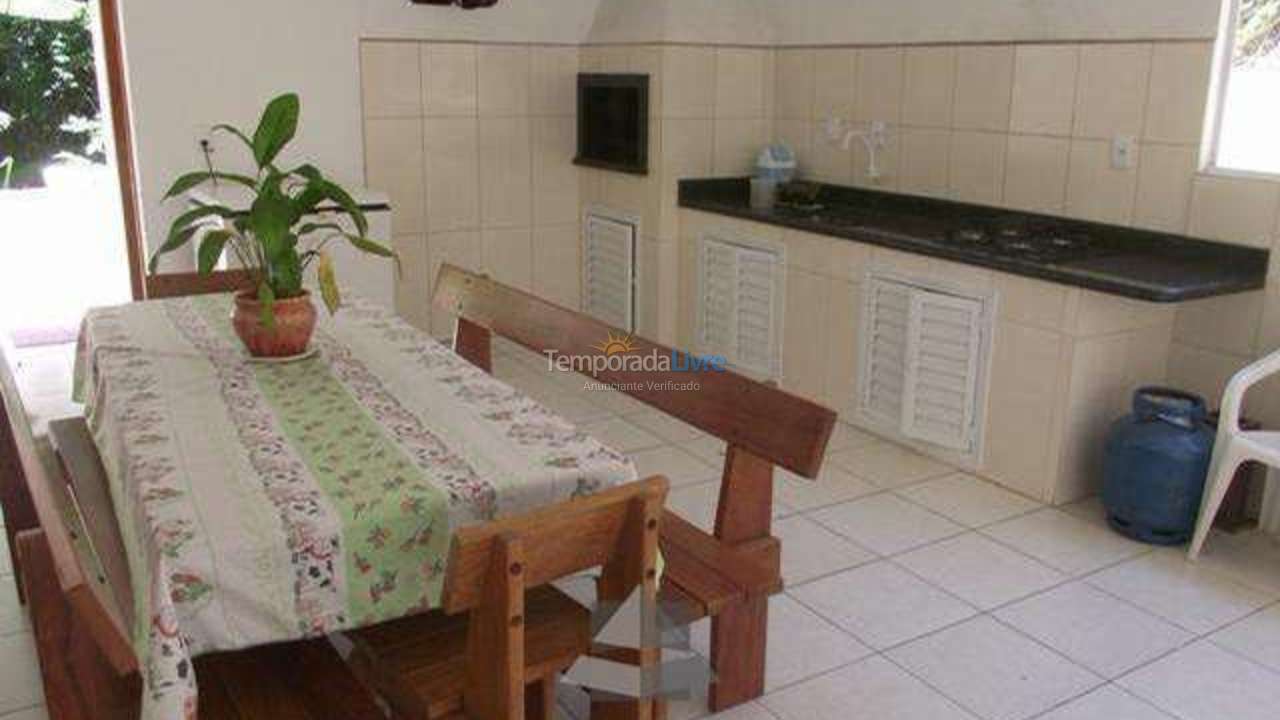 Casa para alquiler de vacaciones em Bombinhas (Praia de Bombas)