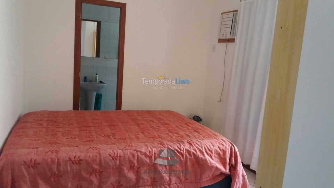 Casa para aluguel de temporada em Bombinhas (Praia de Bombas)