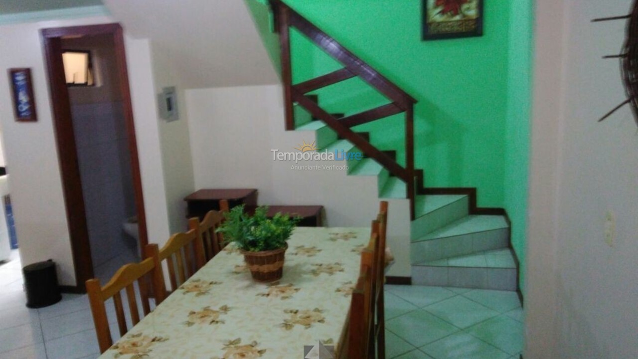 Casa para alquiler de vacaciones em Bombinhas (Praia de Bombas)