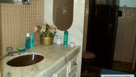 Banheiro da suíte