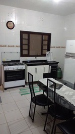 CASA A 2 KM DA PRAIA GRANDE