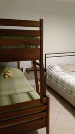 Apartamento 80 Mts d Areia Praia Grande Canto Forte 13-997087024 whats