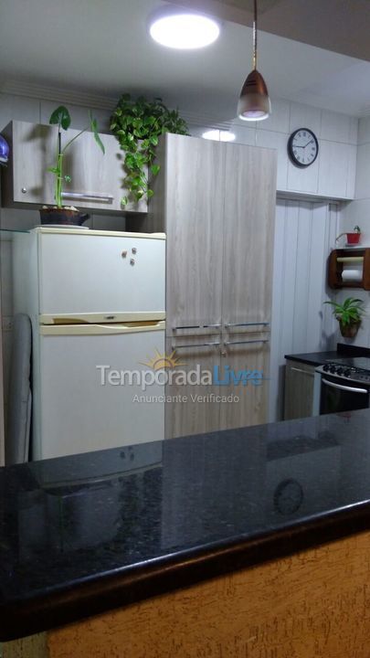 Apartamento para aluguel de temporada em Praia Grande (Canto do Forte)