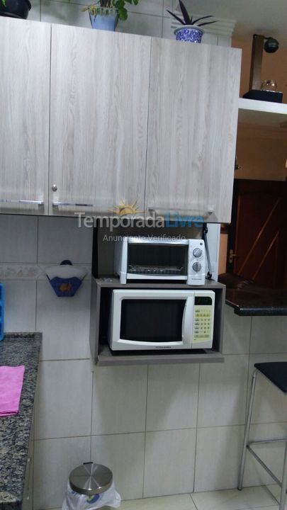 Apartamento para aluguel de temporada em Praia Grande (Canto do Forte)
