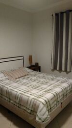 Apartamento 80 Mts d Areia Praia Grande Canto Forte 13-997087024 whats