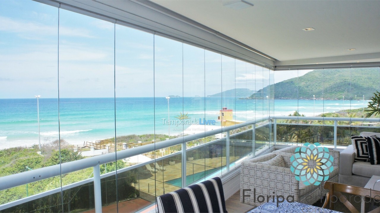Apartamento para aluguel de temporada em Florianópolis (Praia Brava)