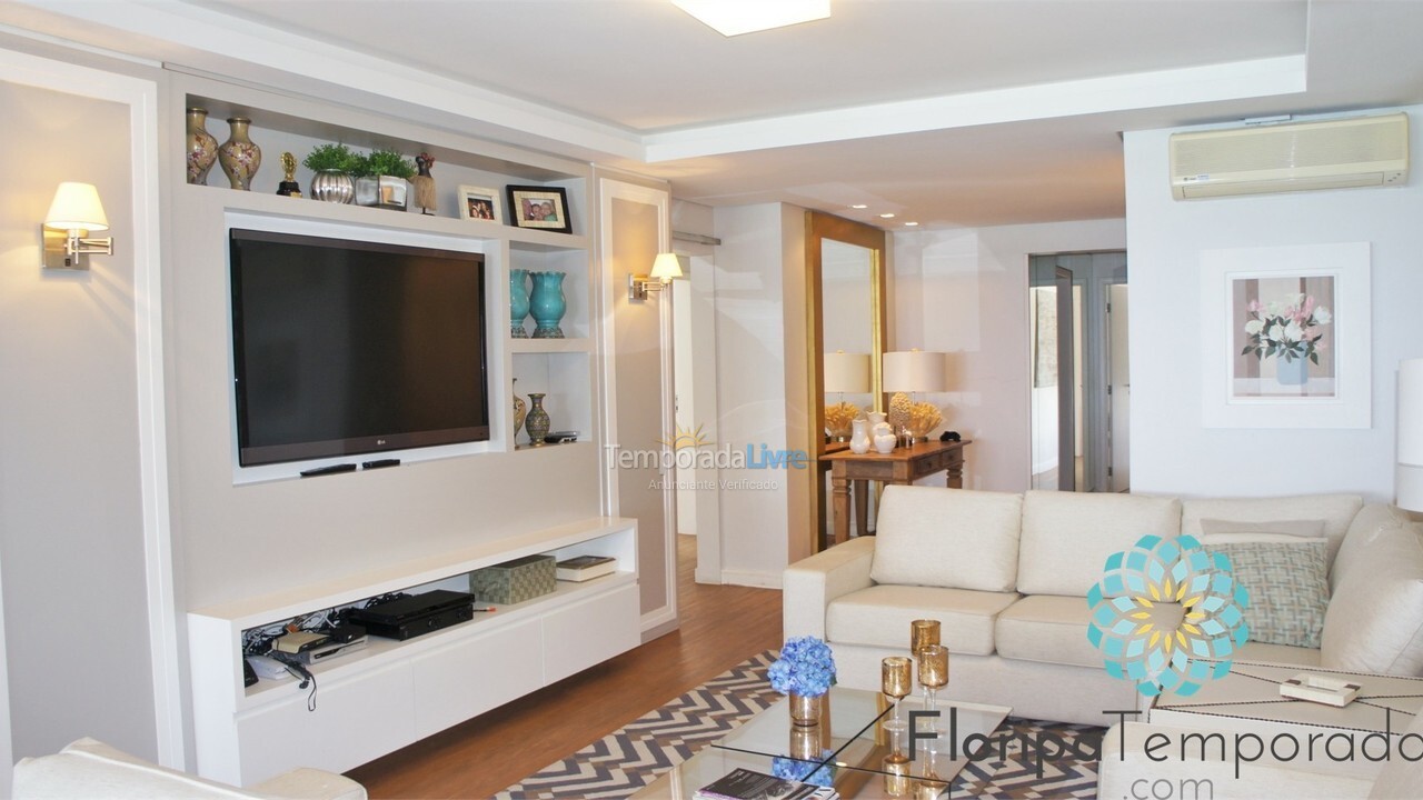 Apartamento para aluguel de temporada em Florianópolis (Praia Brava)