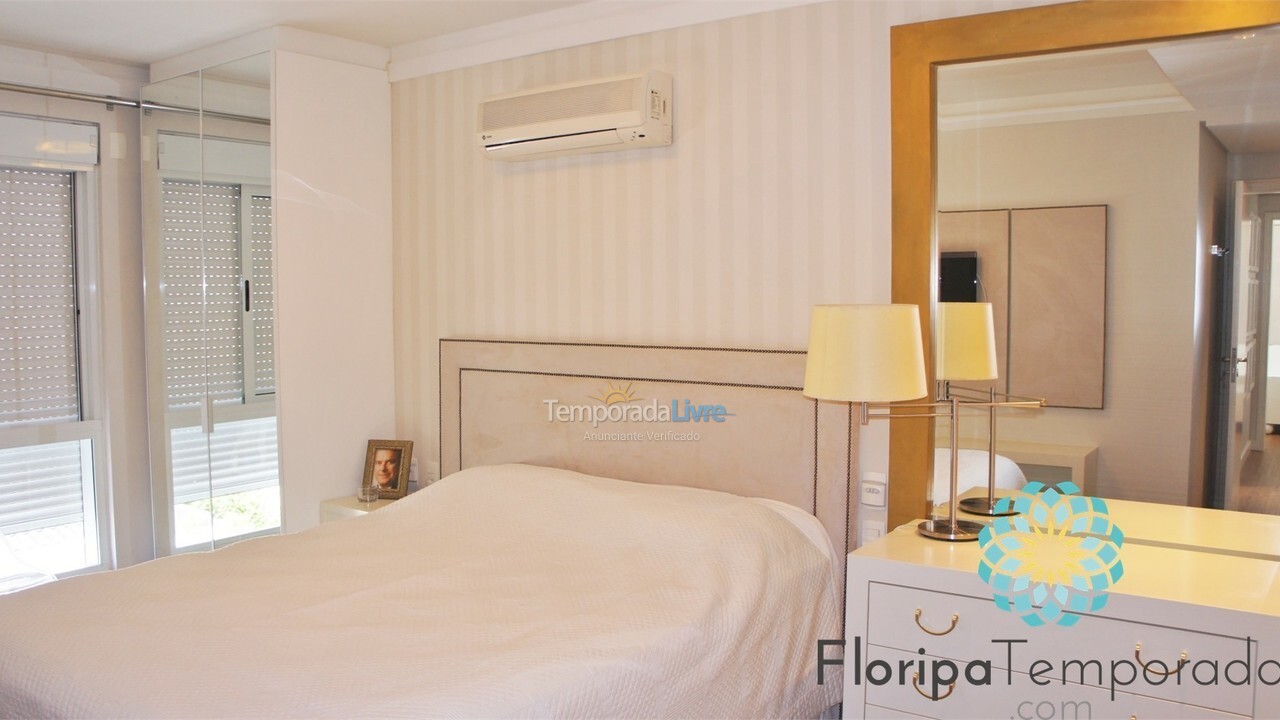 Apartamento para aluguel de temporada em Florianópolis (Praia Brava)