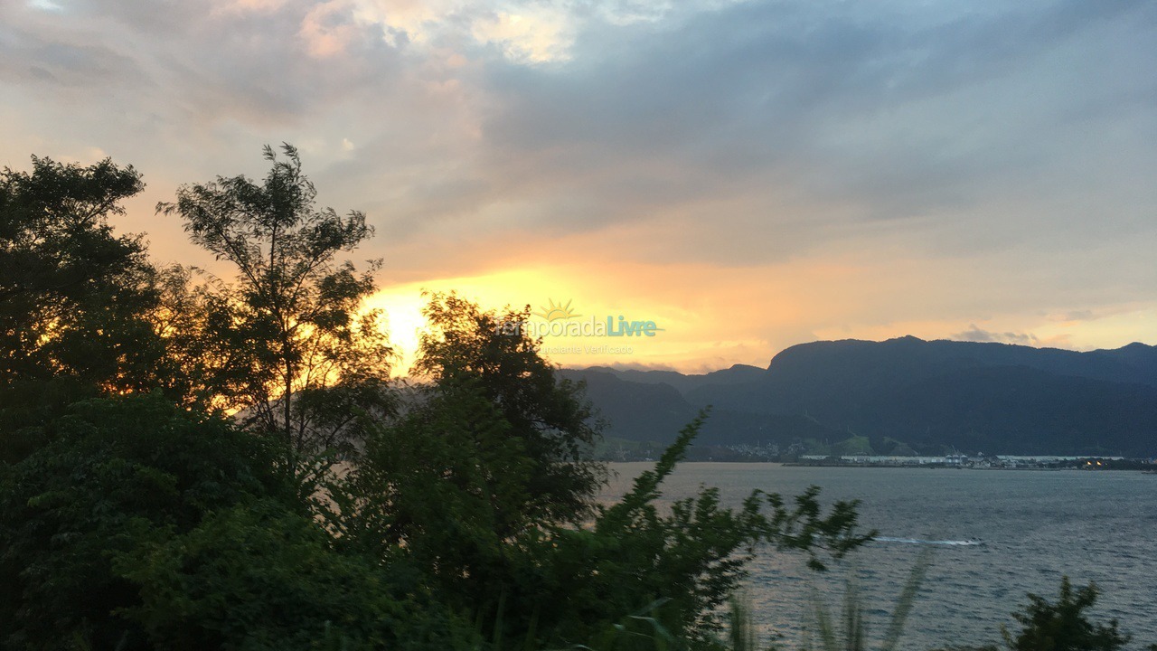 Casa para alquiler de vacaciones em Ilhabela (Praia do Curral)