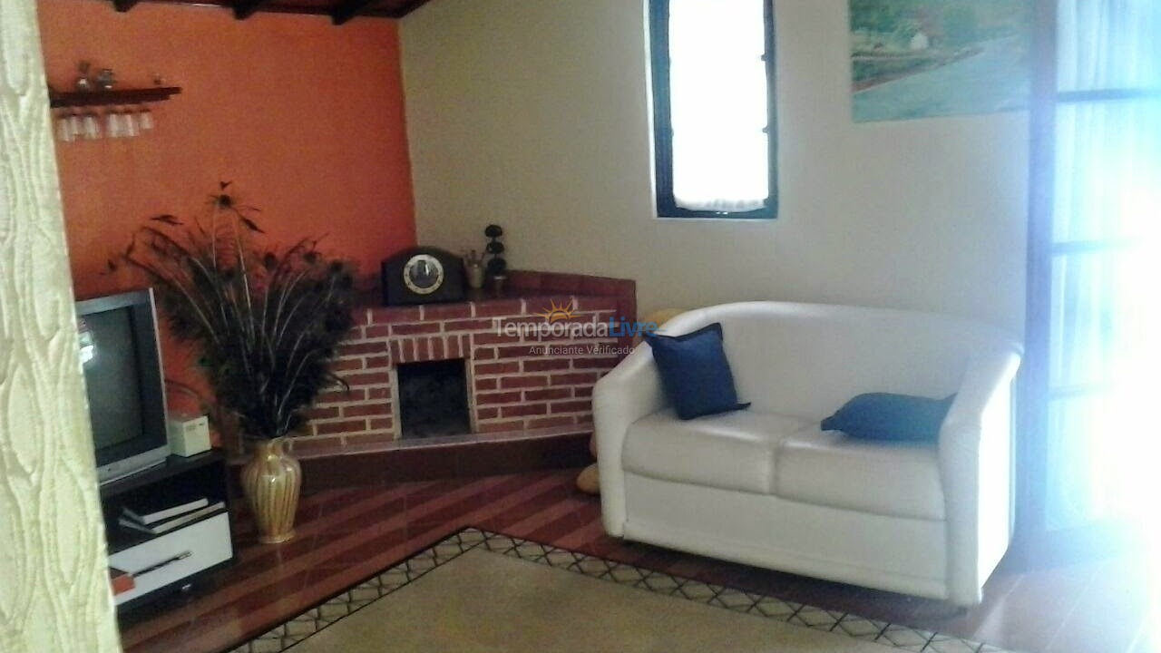 Ranch for vacation rental in Arujá (Canjicas)