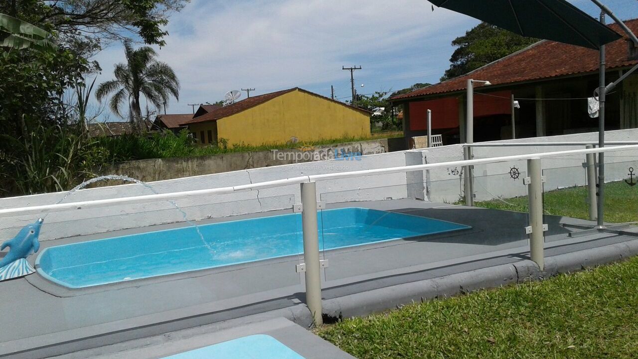 House for vacation rental in Itapoá (Balneário Rainha do Mar)