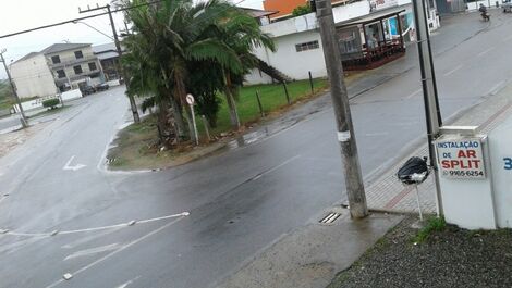 Excelente casa adosada en la playa en Barra Velha Llame o WhatsApp