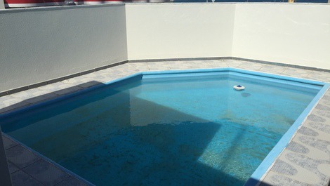 4 BEDROOM PENTHOUSE WITH SWIMMING POOL LOCATED 100M FROM THE SEA