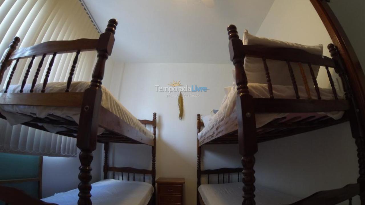 Apartamento para alquiler de vacaciones em Itapema (Meia Praia)