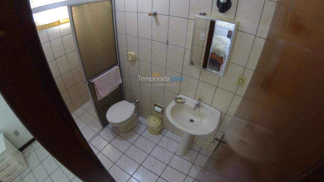 Apartamento para alquiler de vacaciones em Itapema (Meia Praia)