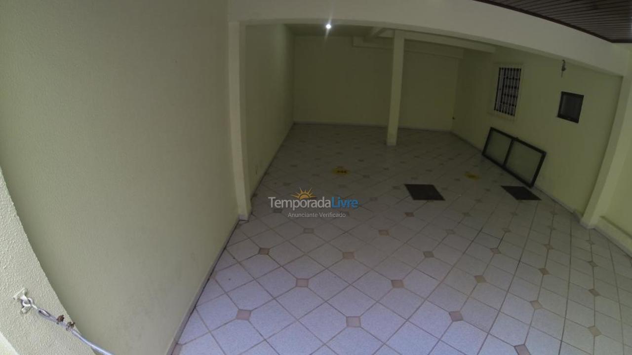 Apartamento para alquiler de vacaciones em Itapema (Meia Praia)